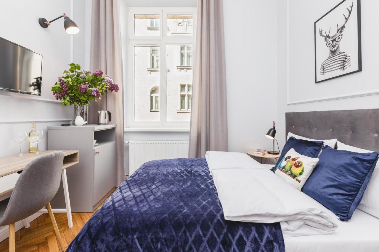 Traveler's Choice - Old Town - By Upstairs Apartment *