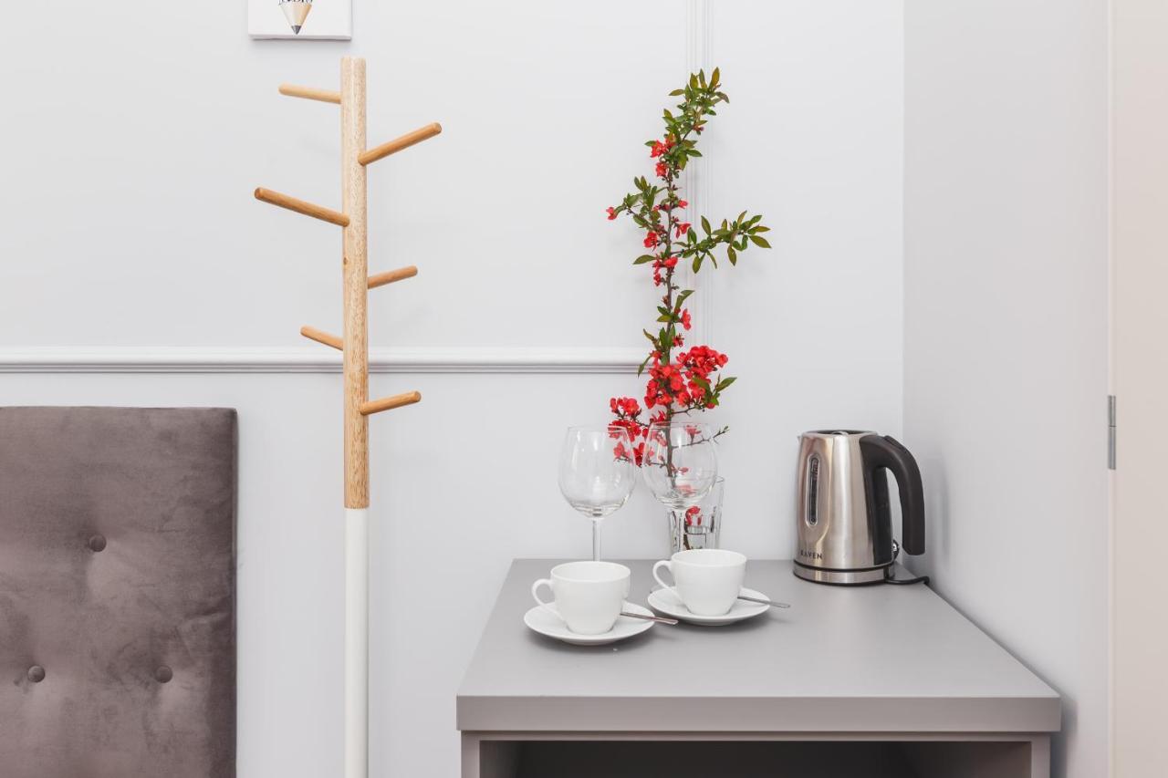 Traveler's Choice - Old Town - By Upstairs Apartment *