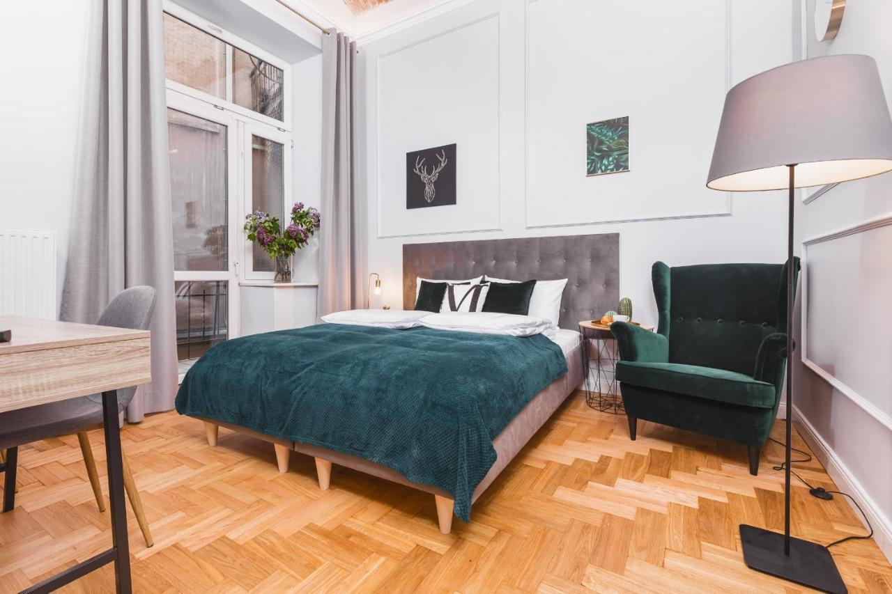 Traveler's Choice - Old Town - By Upstairs * Krakow
